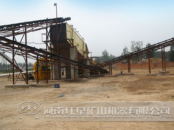 碳酸鈣粉破碎生產(chǎn)線現(xiàn)場 碳酸鈣粉破碎生產(chǎn)線現(xiàn)場