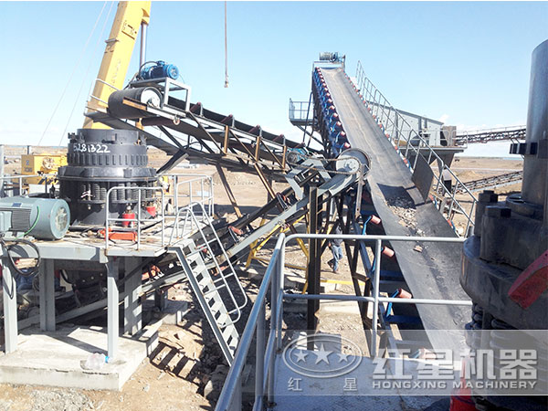 花崗巖生產(chǎn)現(xiàn)場實(shí)拍 花崗巖生產(chǎn)現(xiàn)場實(shí)拍